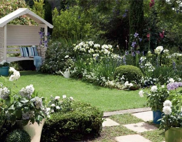 garden-ideas-white-flower-wooden-garden-pergola.jpg